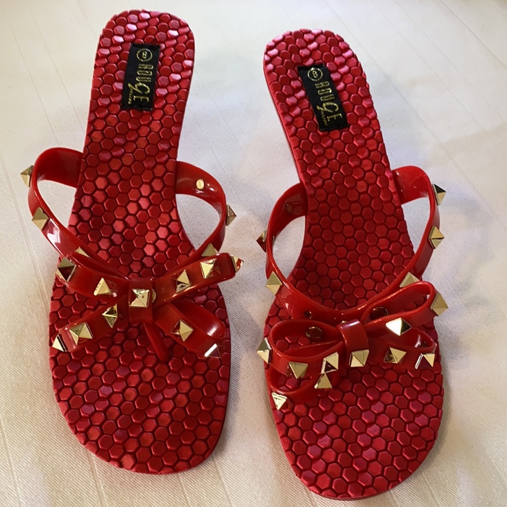 Shoes - Picture 2 of 3